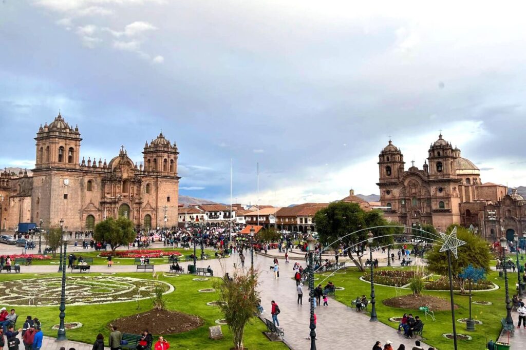 perú entre mujeres